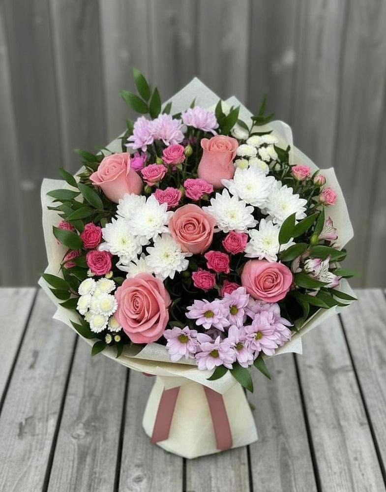 Букет цветов из: Альстромерии, Гвоздики, Розы и Хризантемы в Мурманске