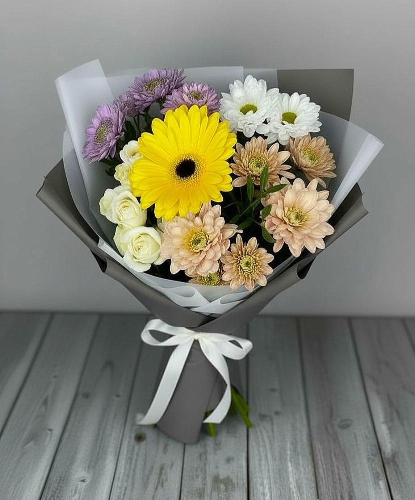 Букет цветов из: Розы, Герберы и Хризантемы в Мурманске