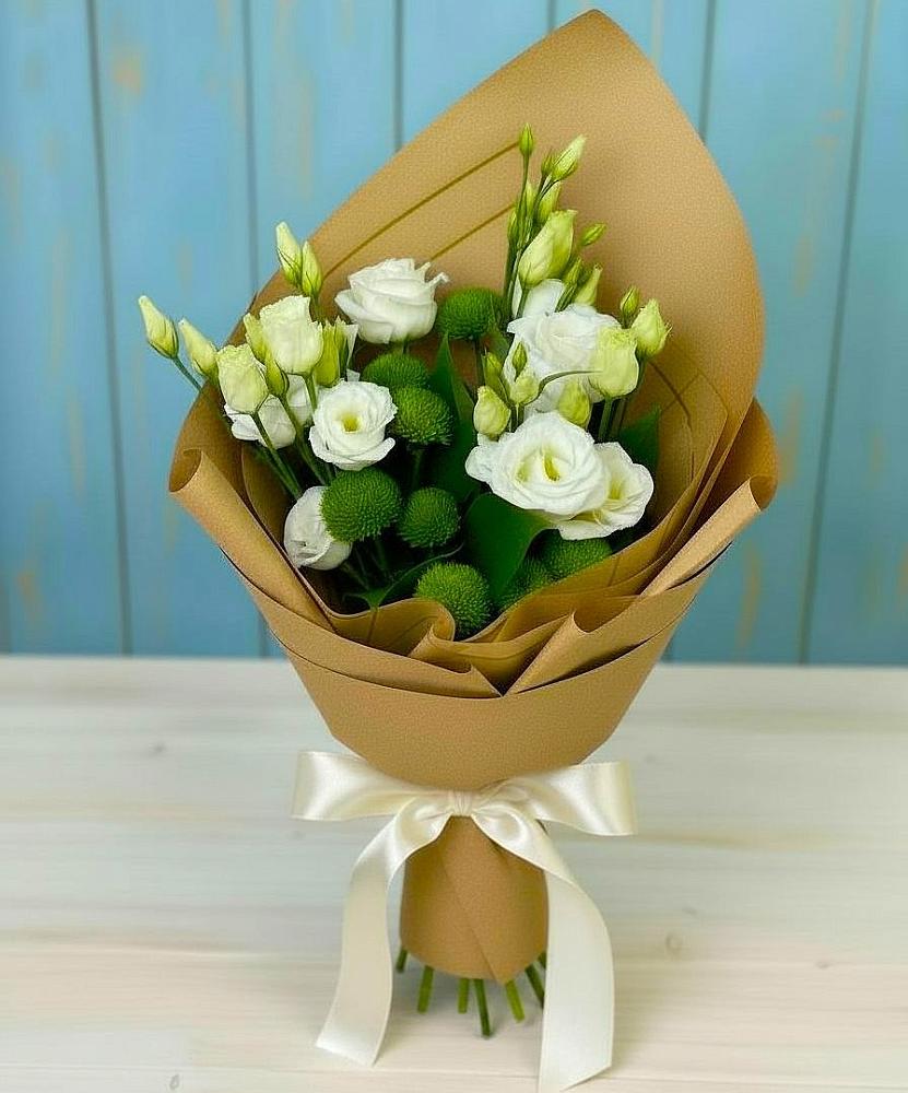 Букет цветов из: Хризантемы и Лизиантусы в Мурманске