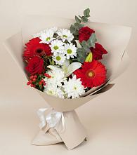 Букет цветов из:  Розы, Хризантемы, Герберы и Лилии в Мурманске