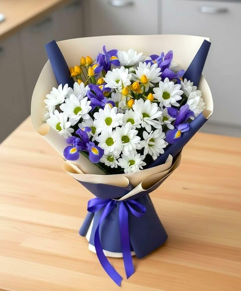 Букет цветов из: Розы, Ирисы и Хризантемы в Мурманске