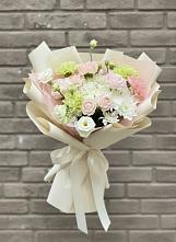 Букет цветов из:  Гвоздики, Розы, Лизиантусы и Хризантемы #REPLACE_PRED# Мурманске