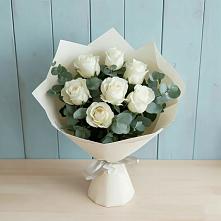 Букет Белые розы в Эвкалипте в Мурманске